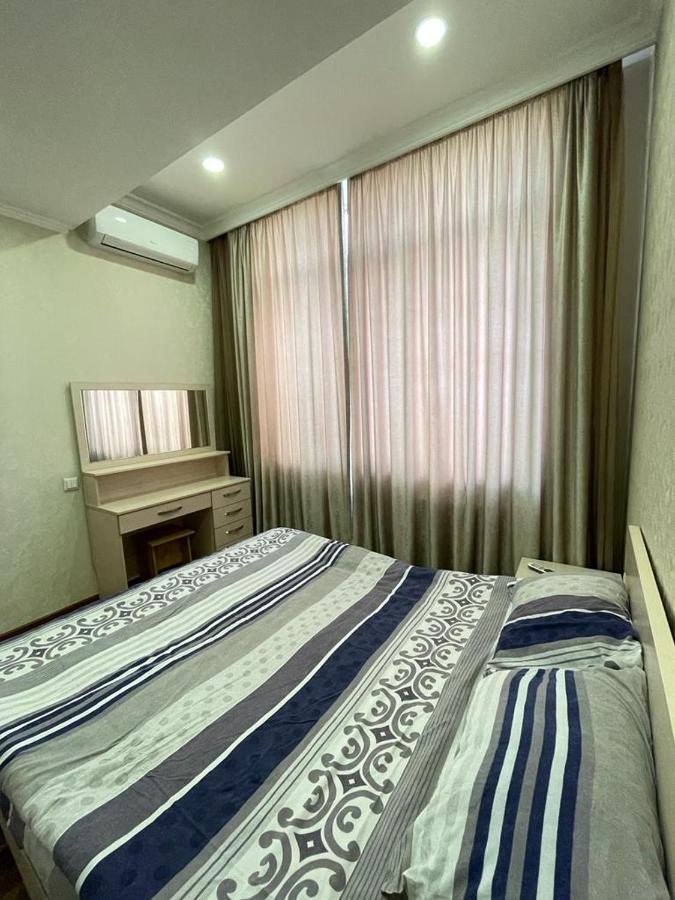 Rent Home Kg! Апартаменты По Уметалиева Рыскулова Bishkek Bagian luar foto